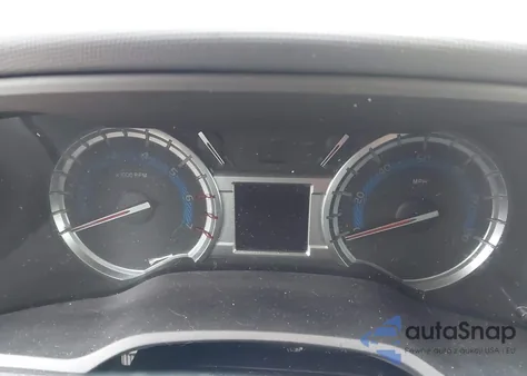 2019 Toyota 4Runner Sr5 z USA, uszkodzony, nr VIN JTEBU5JR3K5624125